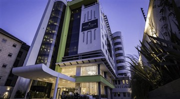 Īsta Kampalas viesnīcas šaušana Ugandā